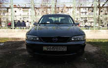 Opel Vectra Б 1.8 1999 г.