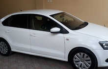 Volkswagen Polo 1.6 2011 г.