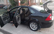Ford Focus 1.6 2011 г.