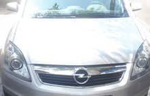 Opel Zafira Универсаль 2.2 2006 г.