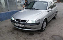 Opel Vectra B 1.6 1996 г.