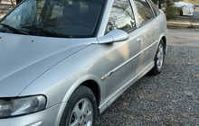 Opel Vectra B 1.6 1999 г.