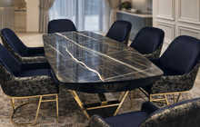 Расскошные Стол и Стулья.