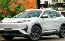 Личный водитель с современным Dongfeng электромобилем комфортные поездки.