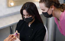 Онлайн курсы педикюра / маникюра / салон красоты