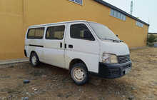 Nissan Urvan 2005 г.